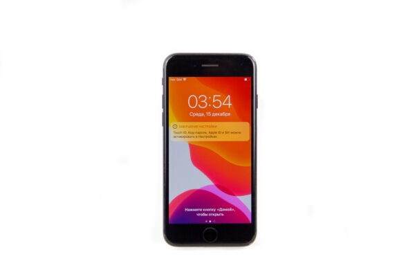 Смартфон Apple iPhone 7 2/32GB