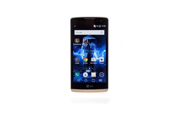 Смартфон LG Leon 4GB